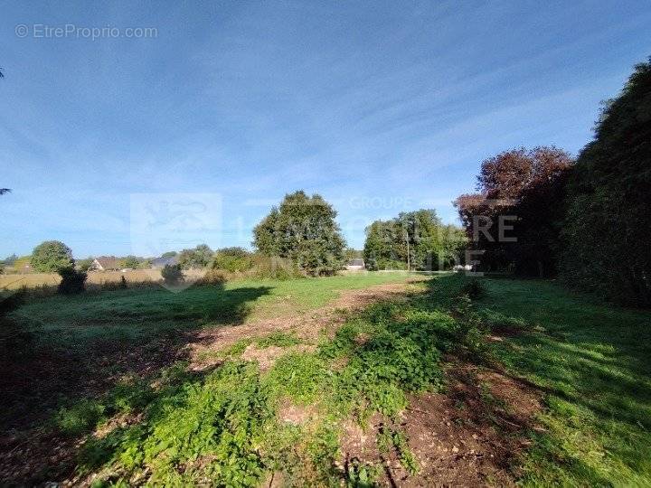 Terrain à PACY-SUR-EURE