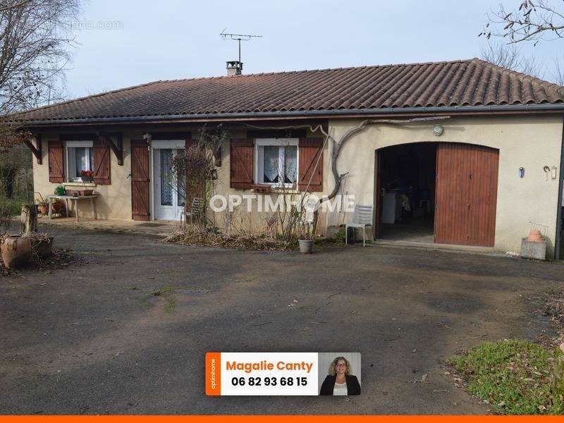 Maison à LANOUAILLE