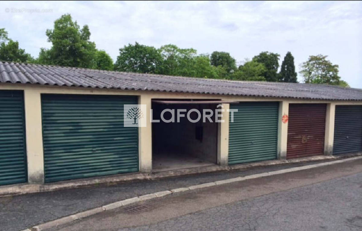 Parking à VIROFLAY