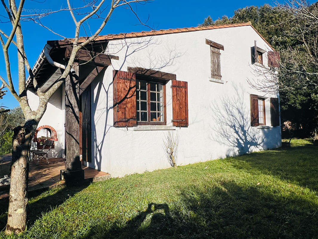 Maison à VAUX-SUR-MER