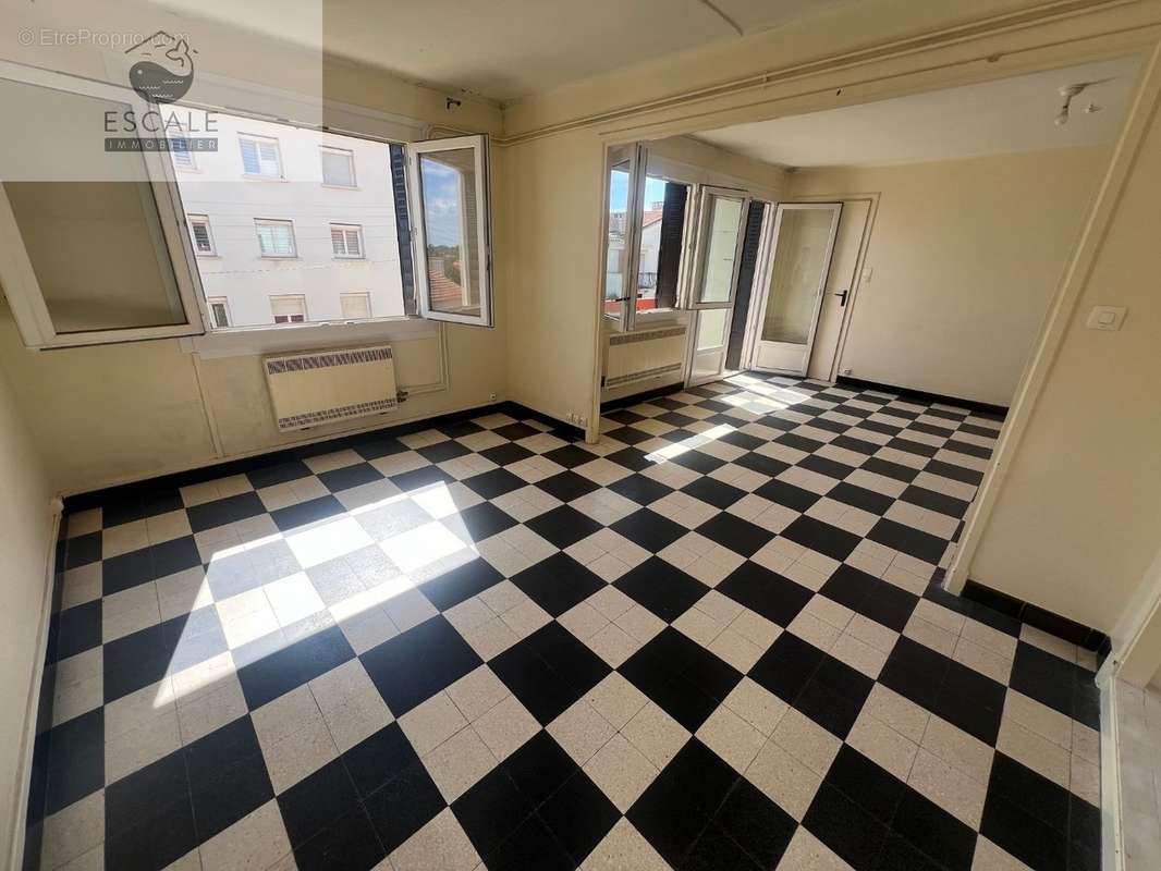 Appartement à BEZIERS