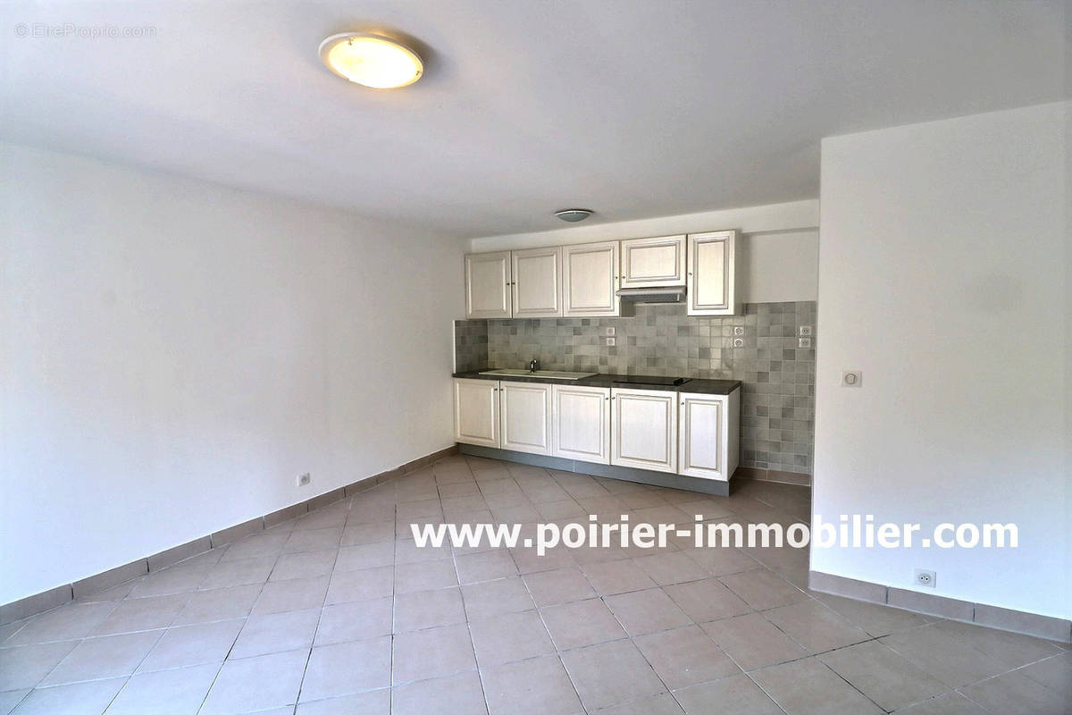 Appartement à SCIEZ