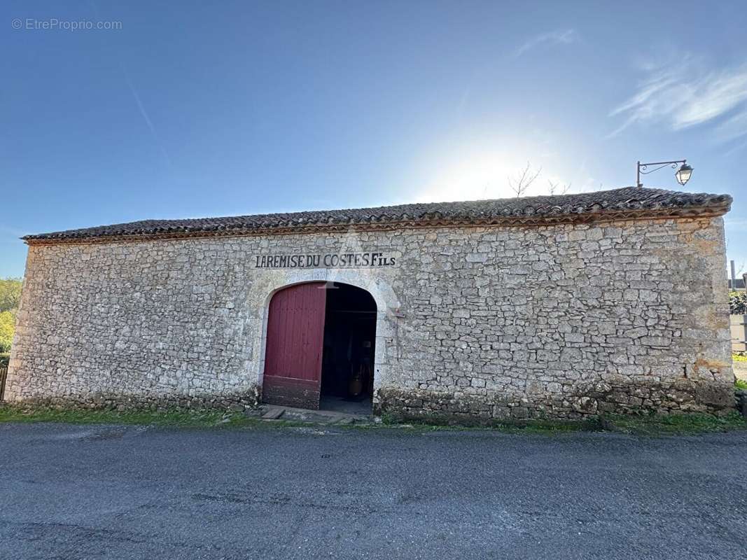 Maison à MONTCABRIER