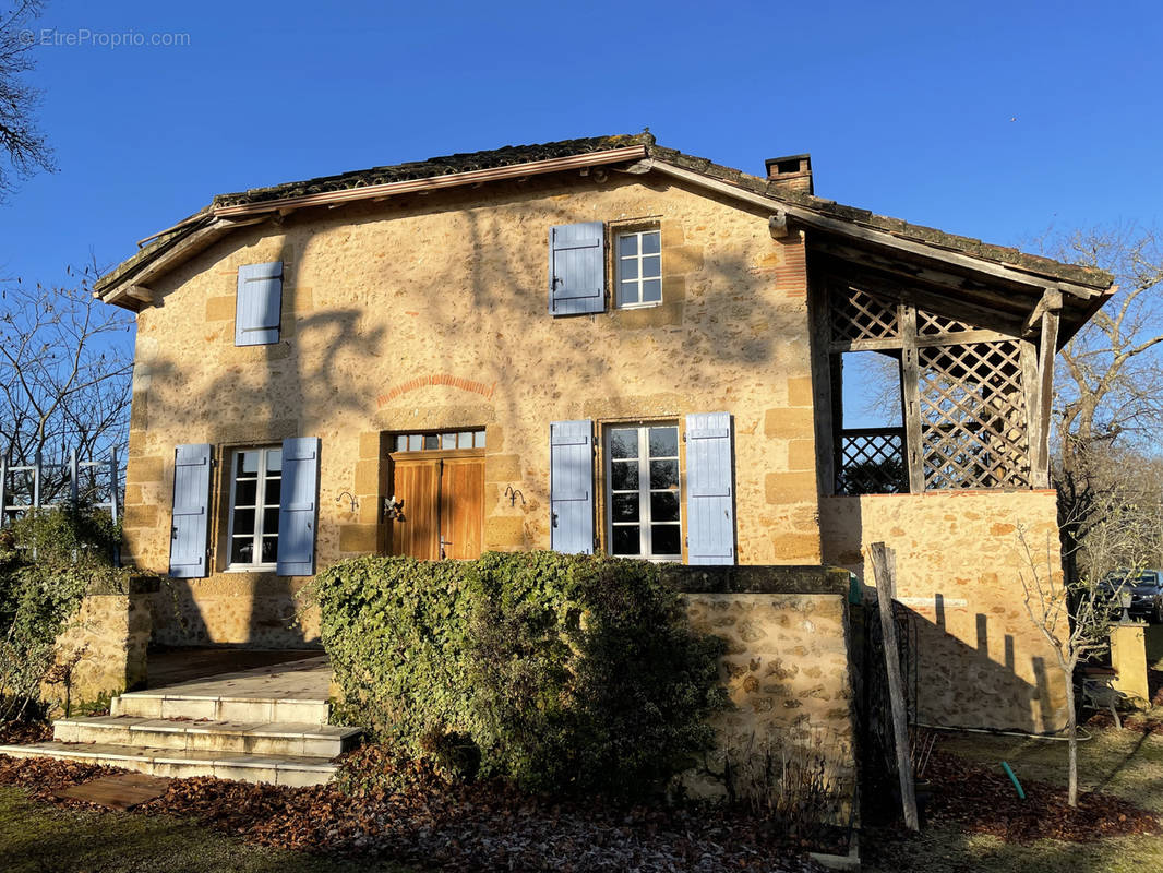 Appartement à CAZAUBON