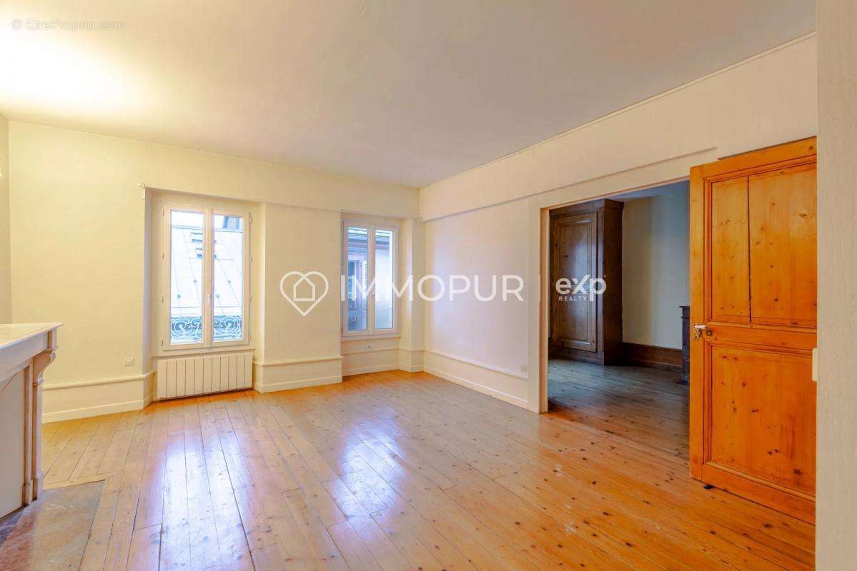 Appartement à EVIAN-LES-BAINS