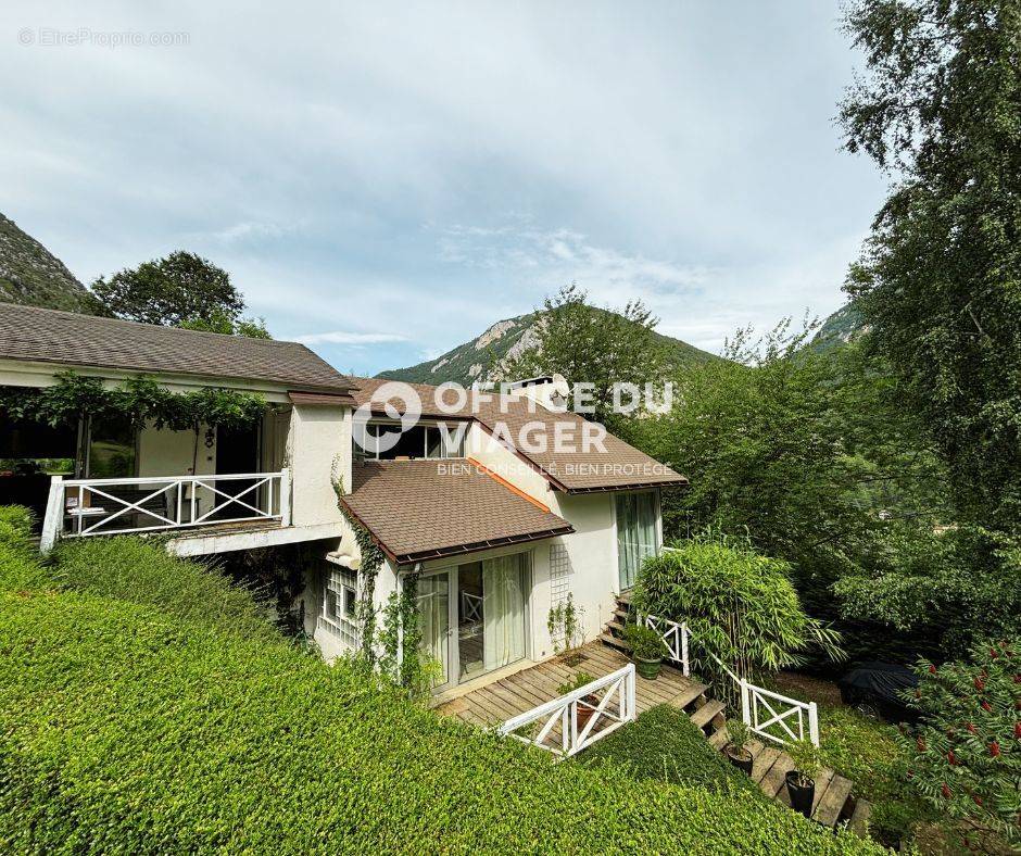 Maison à TARASCON-SUR-ARIEGE