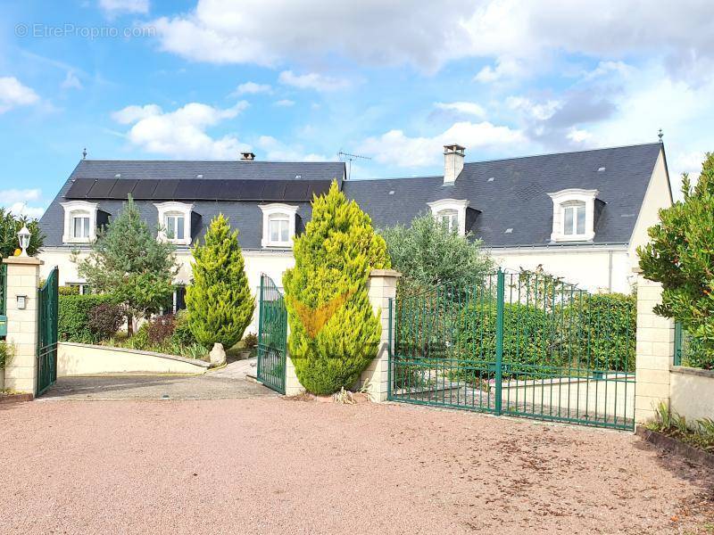 Maison à PERNAY