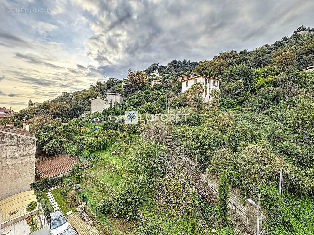 Appartement à MENTON