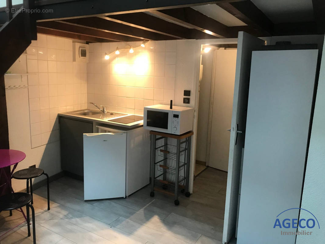 Kitchenette - Appartement à TOULOUSE