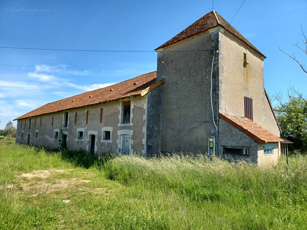 Maison à ARGENVIERES