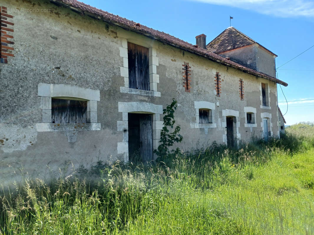 Maison à ARGENVIERES