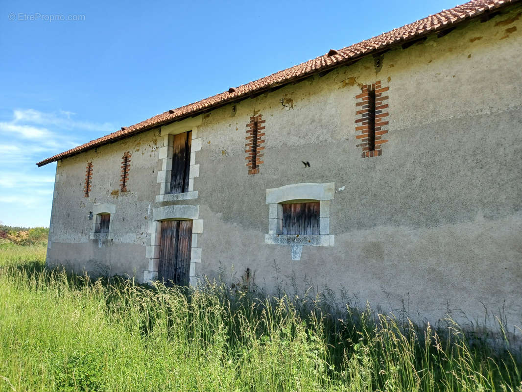 Maison à ARGENVIERES