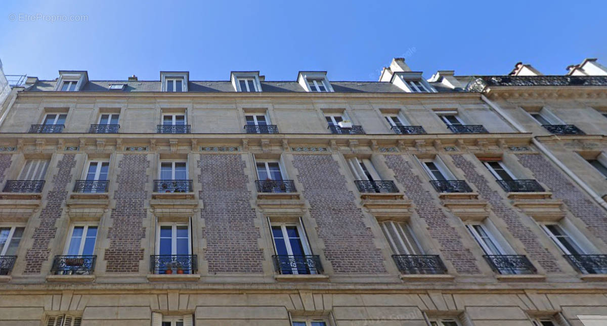 Appartement à LEVALLOIS-PERRET