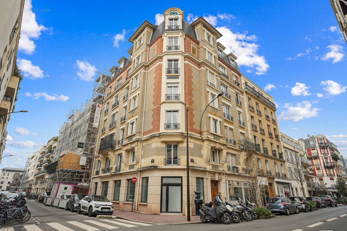 Appartement à LEVALLOIS-PERRET