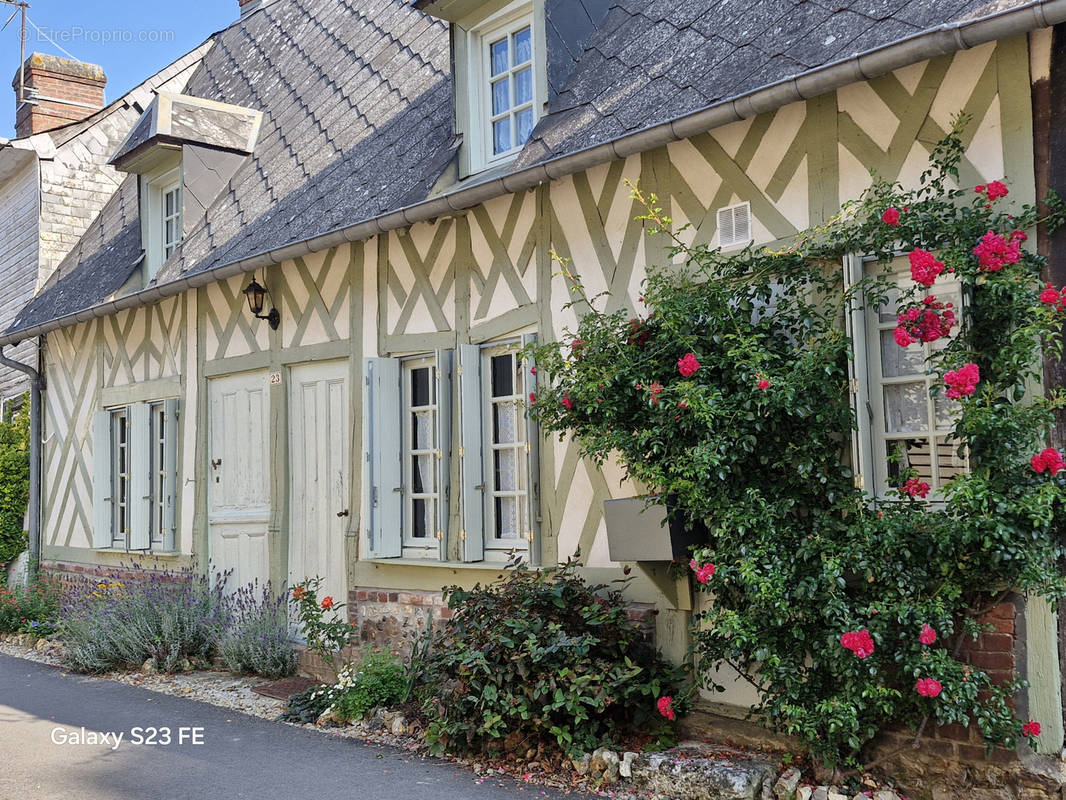 Maison à CORMEILLES