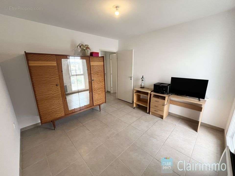 Appartement T3 à vendre / Terrasse / Parking / La Croix Rouge - Appartement à MARSEILLE-13E