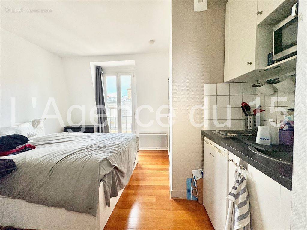 Appartement à PARIS-15E