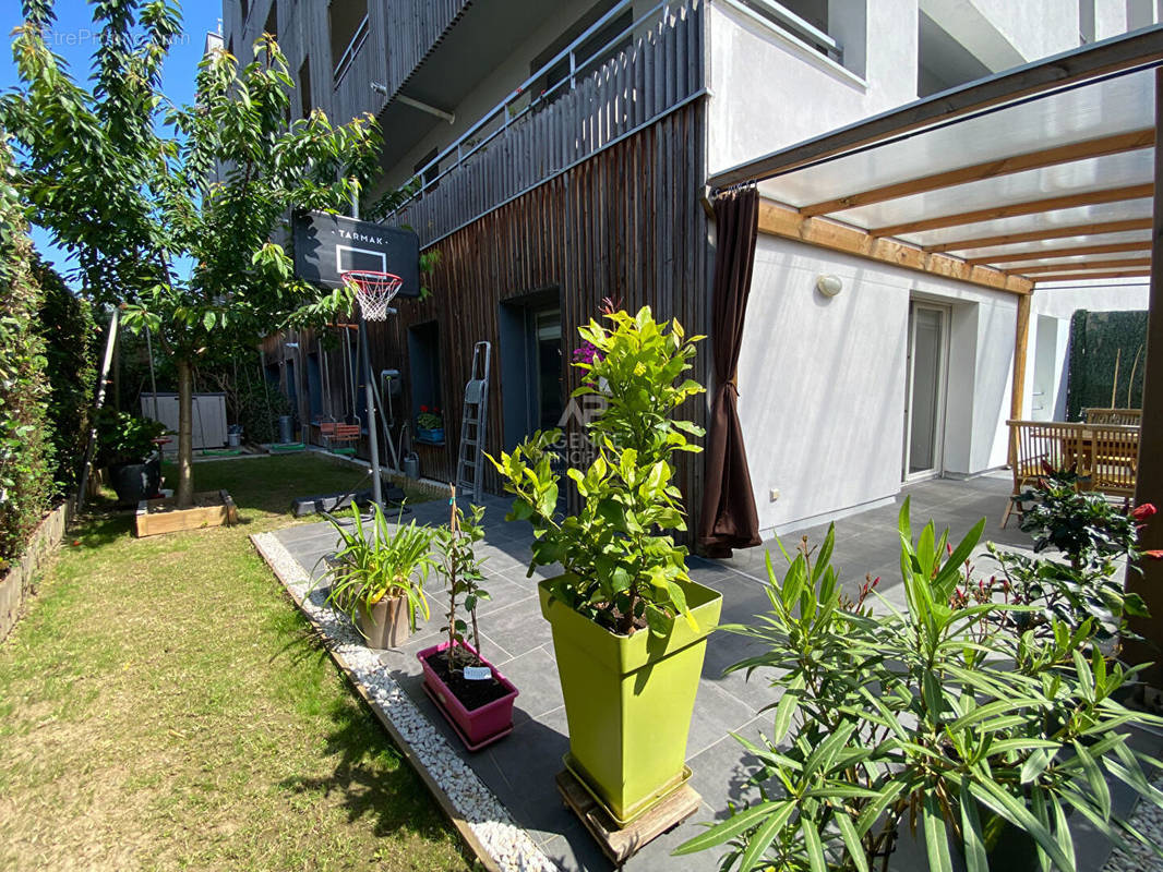 Appartement à NANTERRE