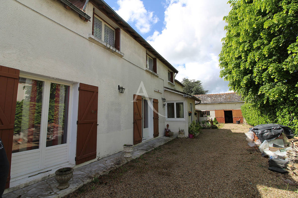 Maison à SAINT-CLAUDE-DE-DIRAY