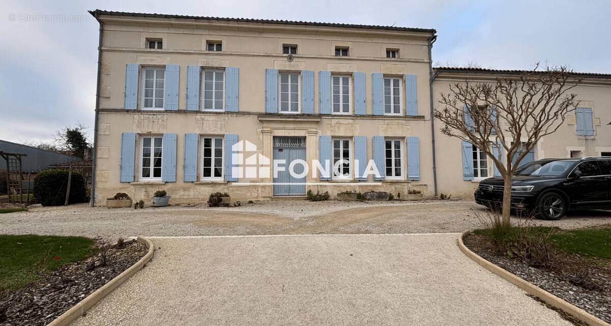 Maison à LES TOUCHES-DE-PERIGNY