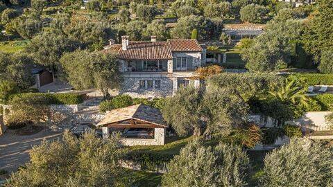 Maison à TOURRETTES-SUR-LOUP