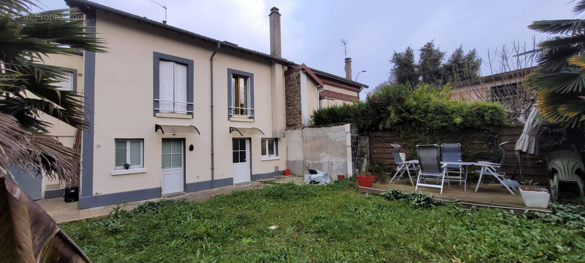 Maison à VITRY-SUR-SEINE