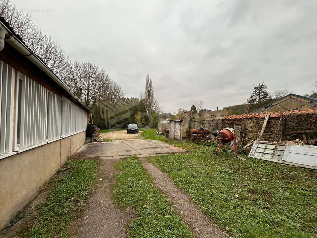 Appartement à TOUCY