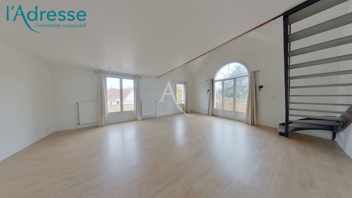 Appartement à VAIRES-SUR-MARNE