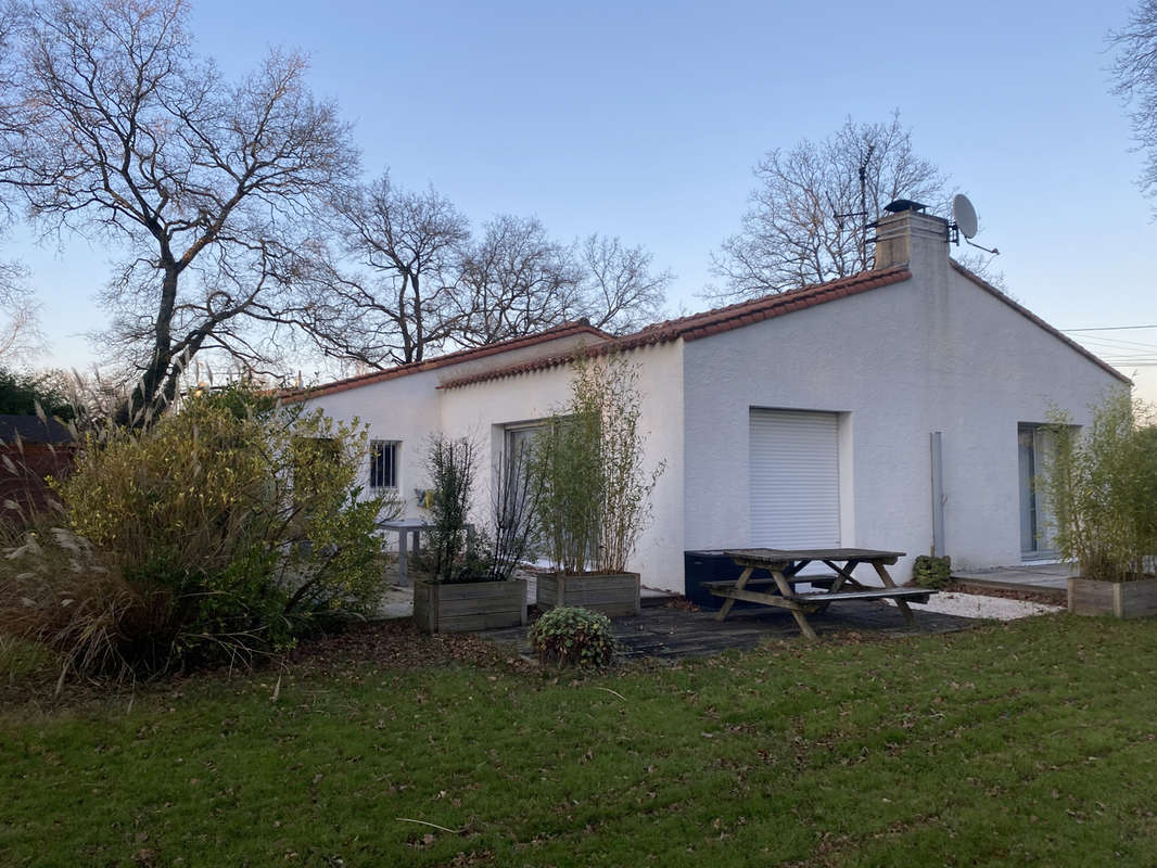 Maison à LE CELLIER