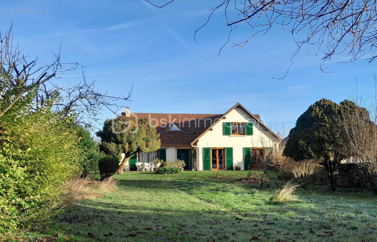 Maison à LEUVILLE-SUR-ORGE