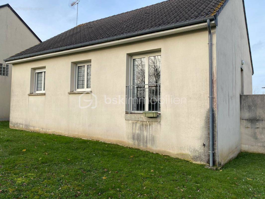 Maison à MAYENNE