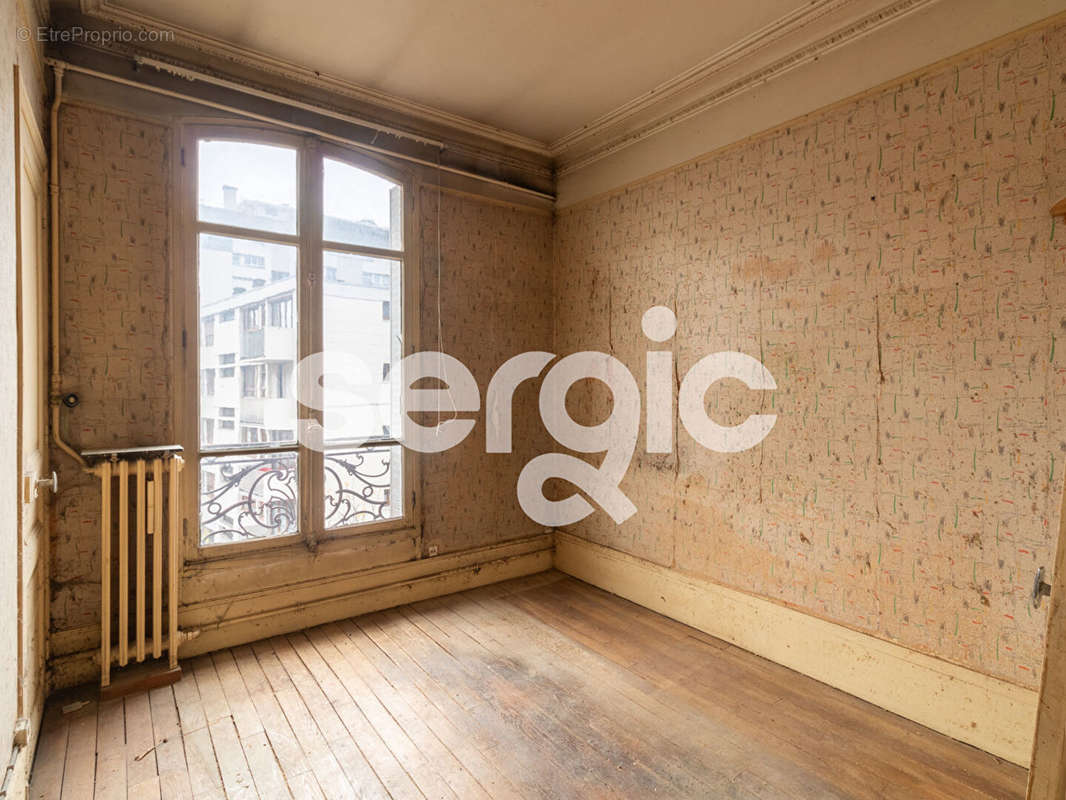 Appartement à COLOMBES