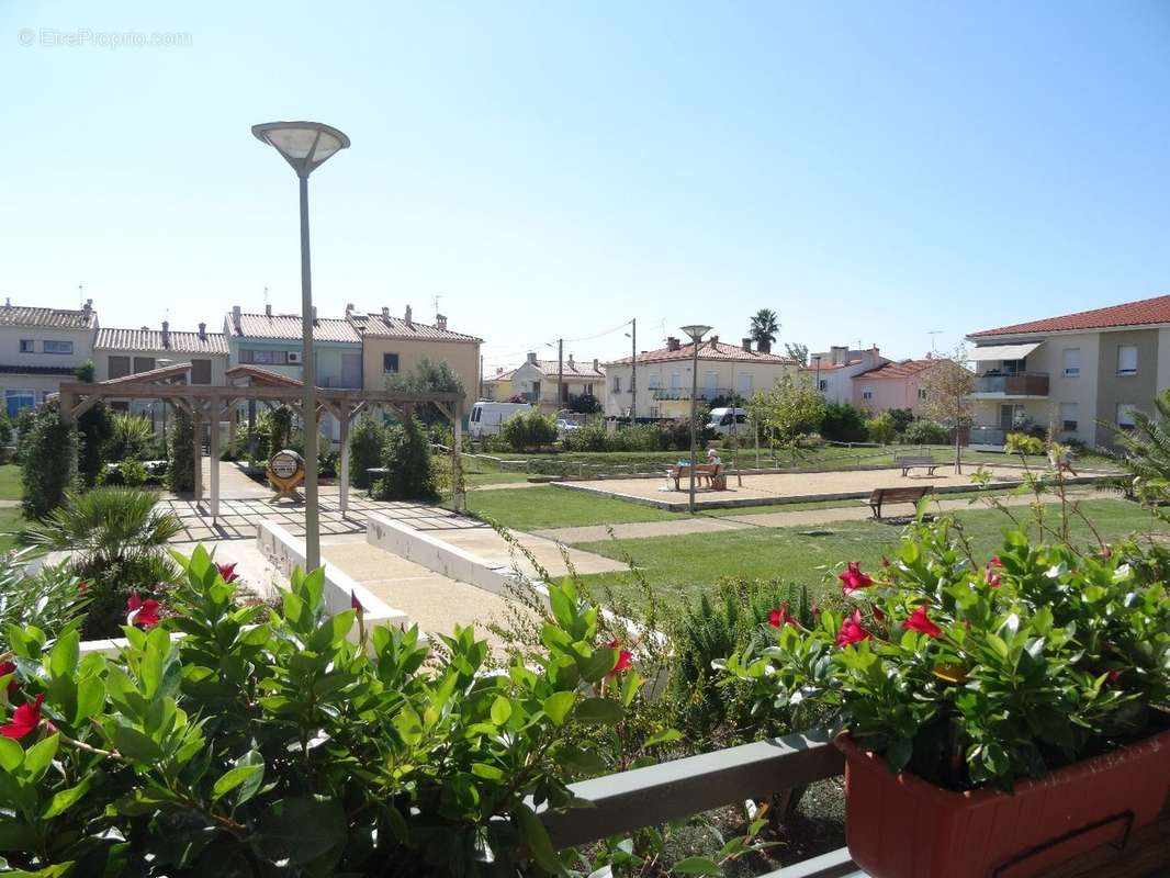 Appartement à SAINT-LAURENT-DE-LA-SALANQUE