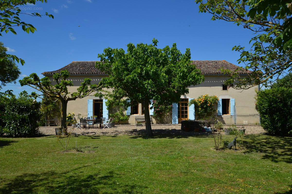 Maison à LEVIGNAC-DE-GUYENNE