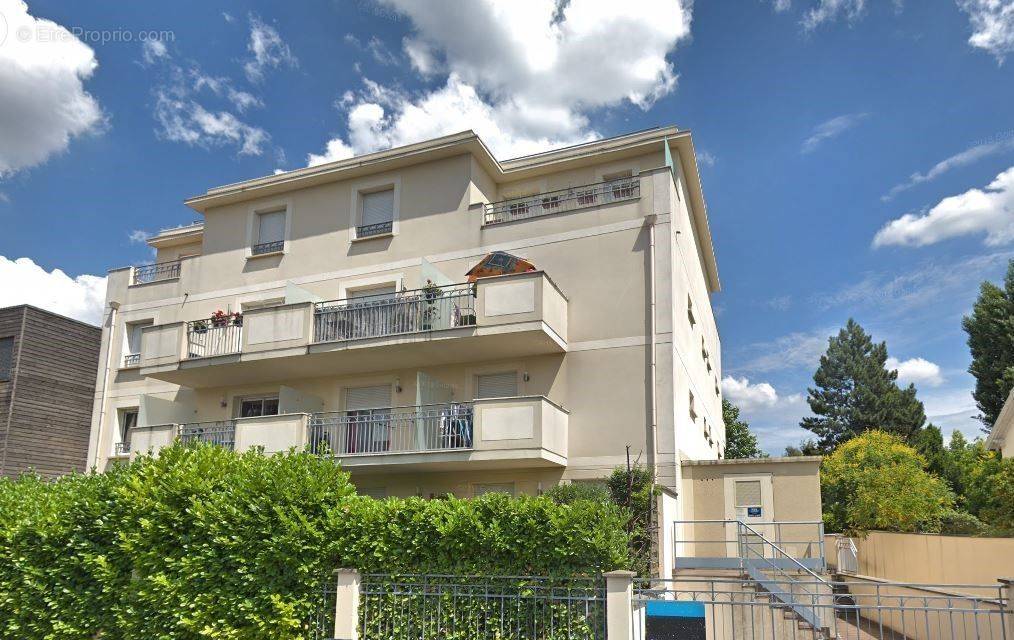 Appartement à NEUILLY-PLAISANCE