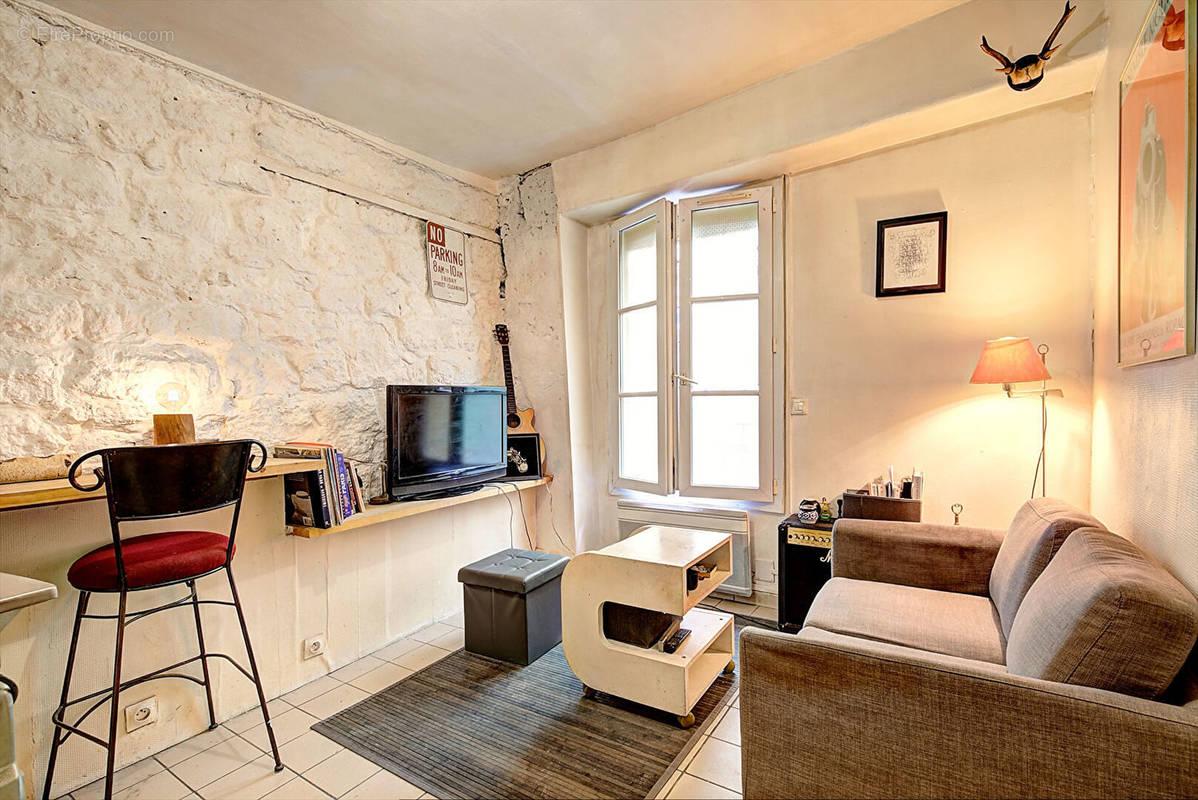 Appartement à PARIS-18E