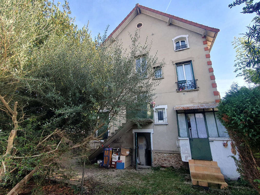 Appartement à VILLENEUVE-LE-ROI