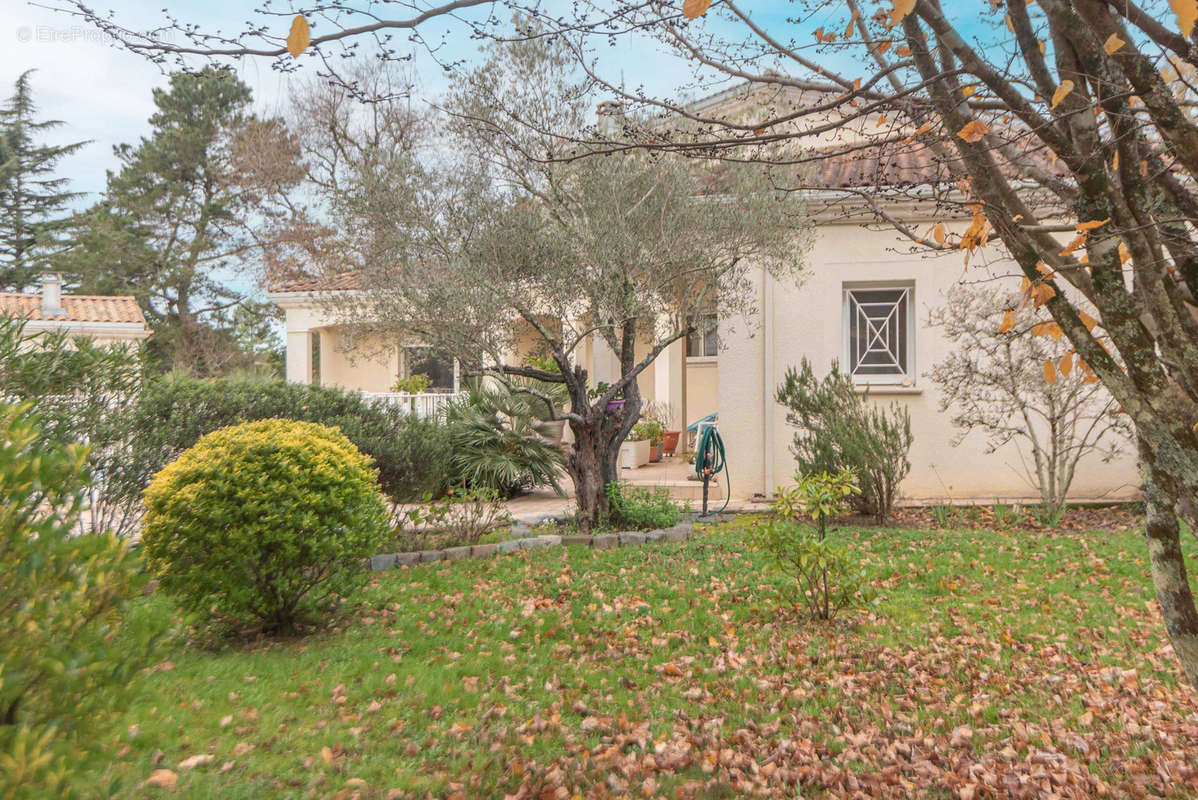 Maison à CARIGNAN-DE-BORDEAUX