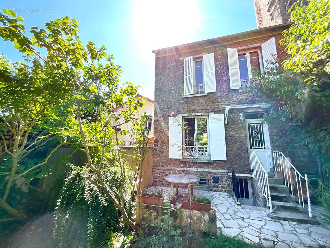 Maison à FONTENAY-SOUS-BOIS