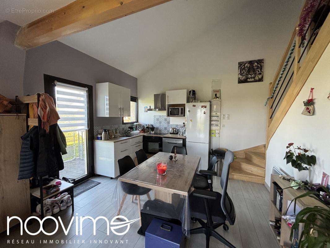 Appartement à SAINTE-LUCE-SUR-LOIRE