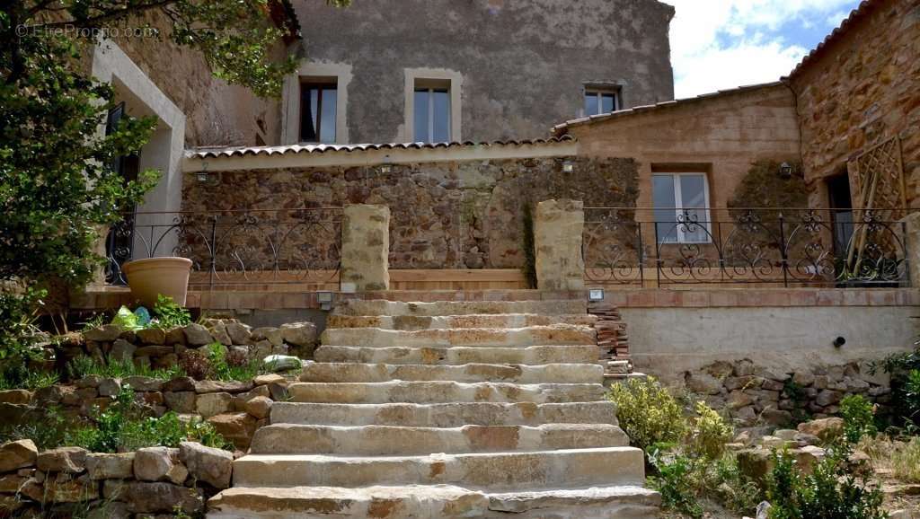 Maison à SAINT-ANDRE-DE-ROQUELONGUE