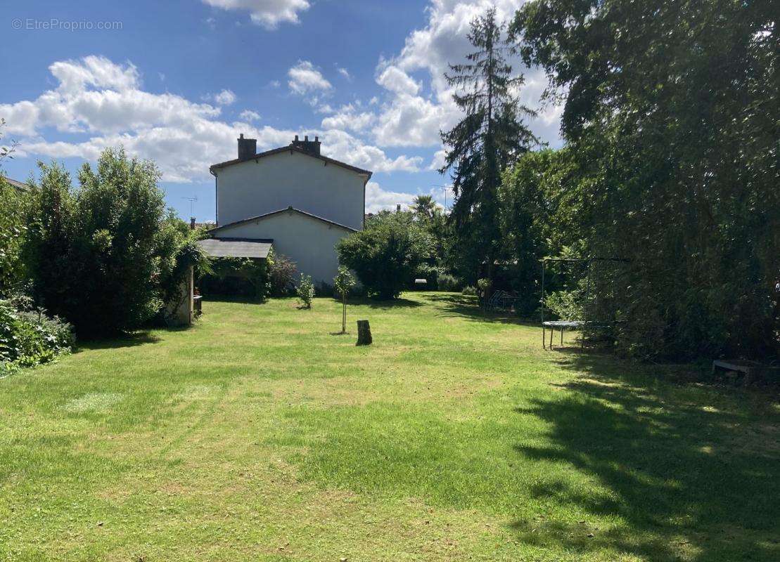 Maison à SAINT-HILAIRE-LA-PALUD