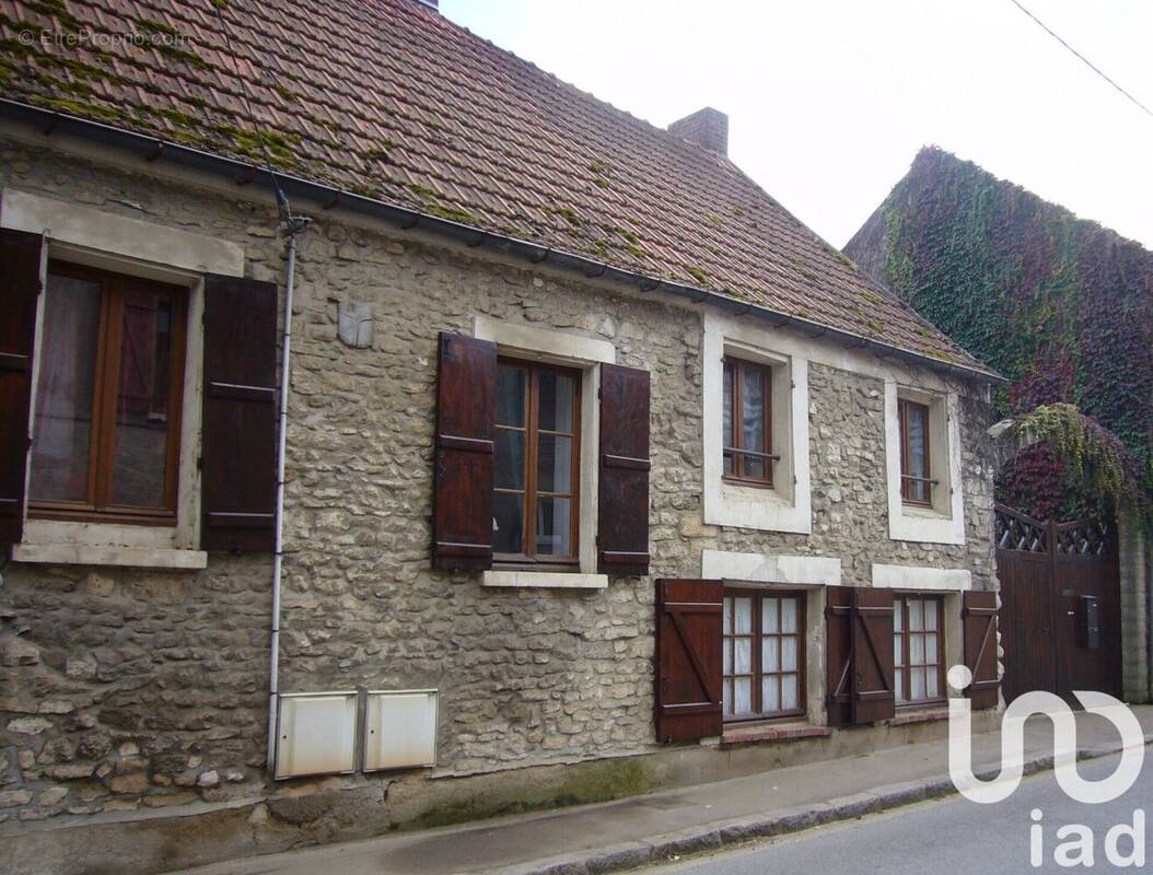 Photo 1 - Maison à BEYNES