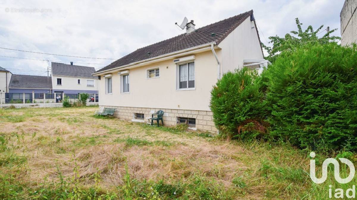 Photo 1 - Maison à CARRIERES-SUR-SEINE