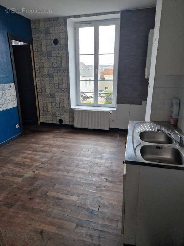 Appartement à CHARLEVILLE-MEZIERES