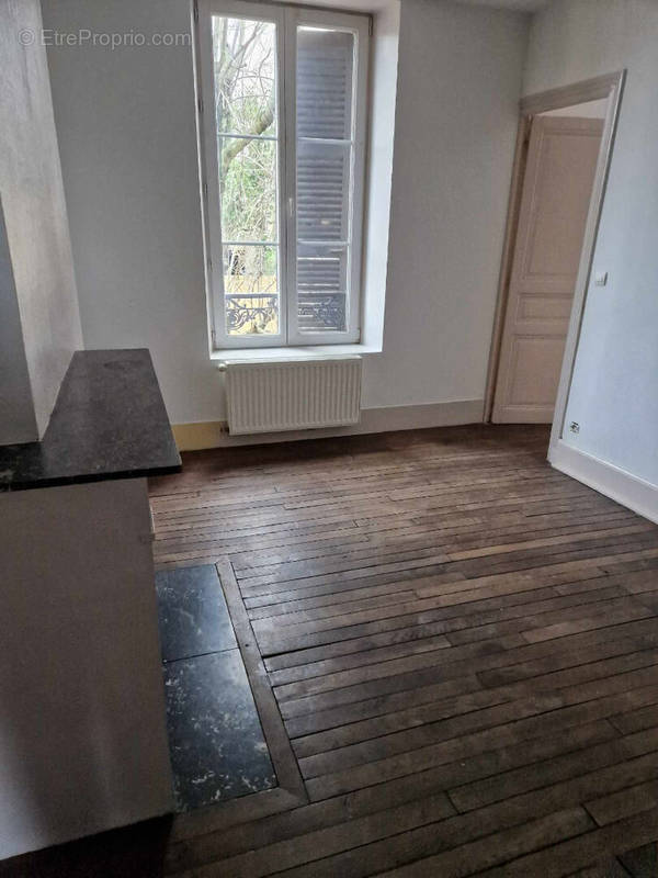 Appartement à CHARLEVILLE-MEZIERES