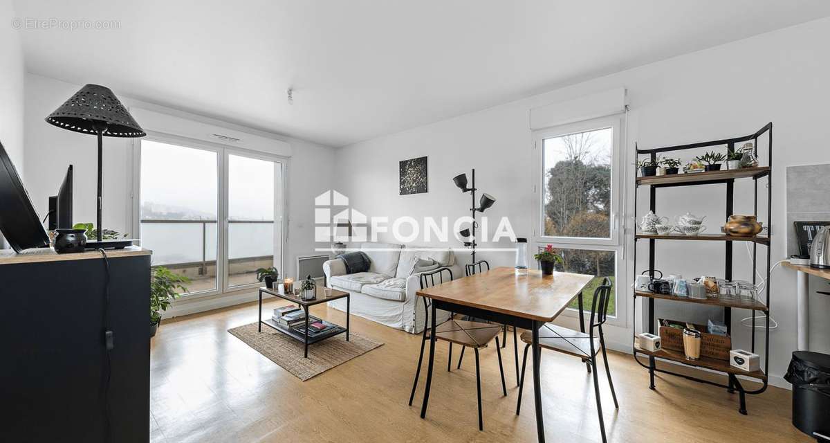 Appartement à CANTELEU