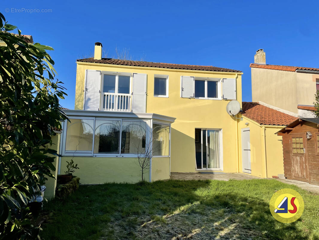 Maison à BOUGUENAIS