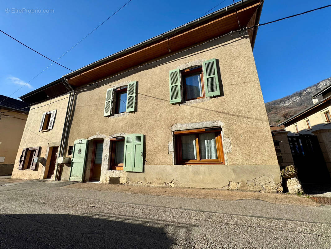 Maison à BARRAUX