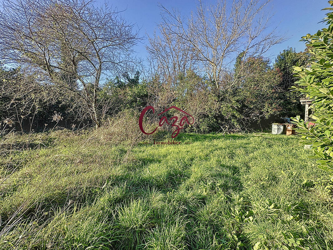 Terrain à SAINT-LOUBES